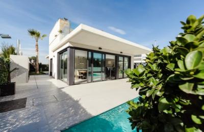 Villa on Hollywood Boulevard